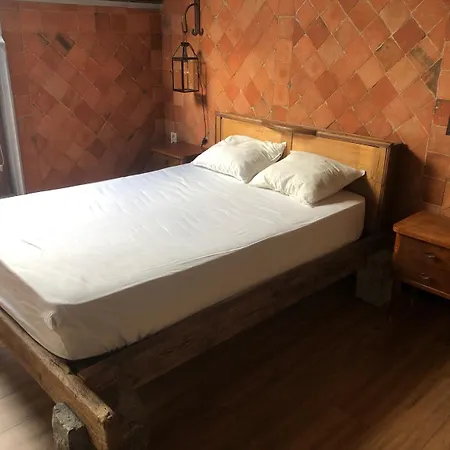 דירה Chez Claude Cozy Climatise Pour 4 Personnes Confort את