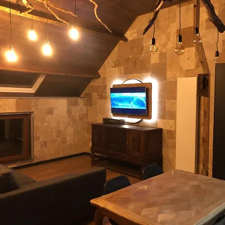 Apartment Chez Claude Cozy Climatise Pour 4 Personnes Confort